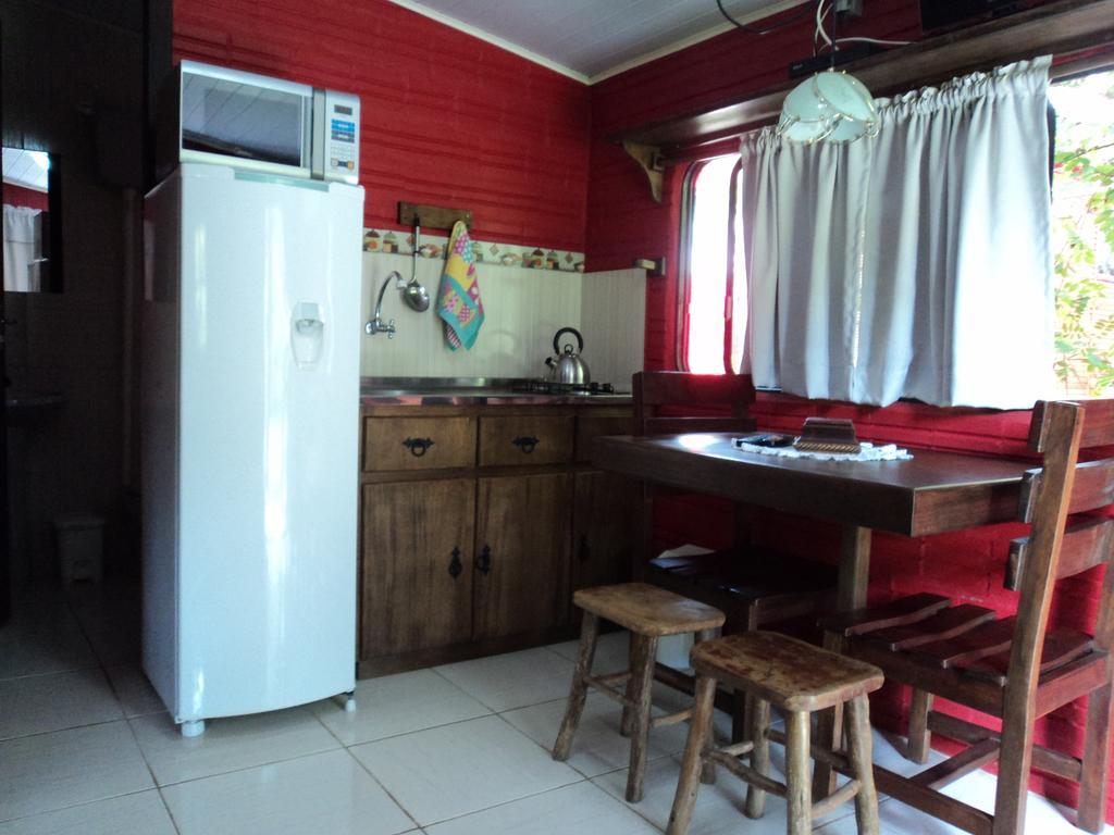 斯帕科霍利斯提克小屋酒店 新彼得罗波利斯 外观 照片